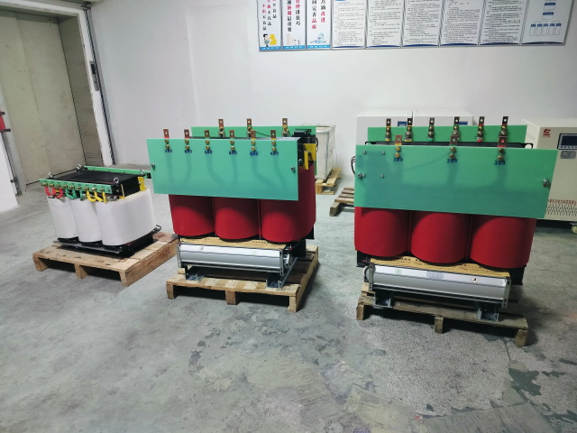恒山KS11-1000KVA矿用变压器